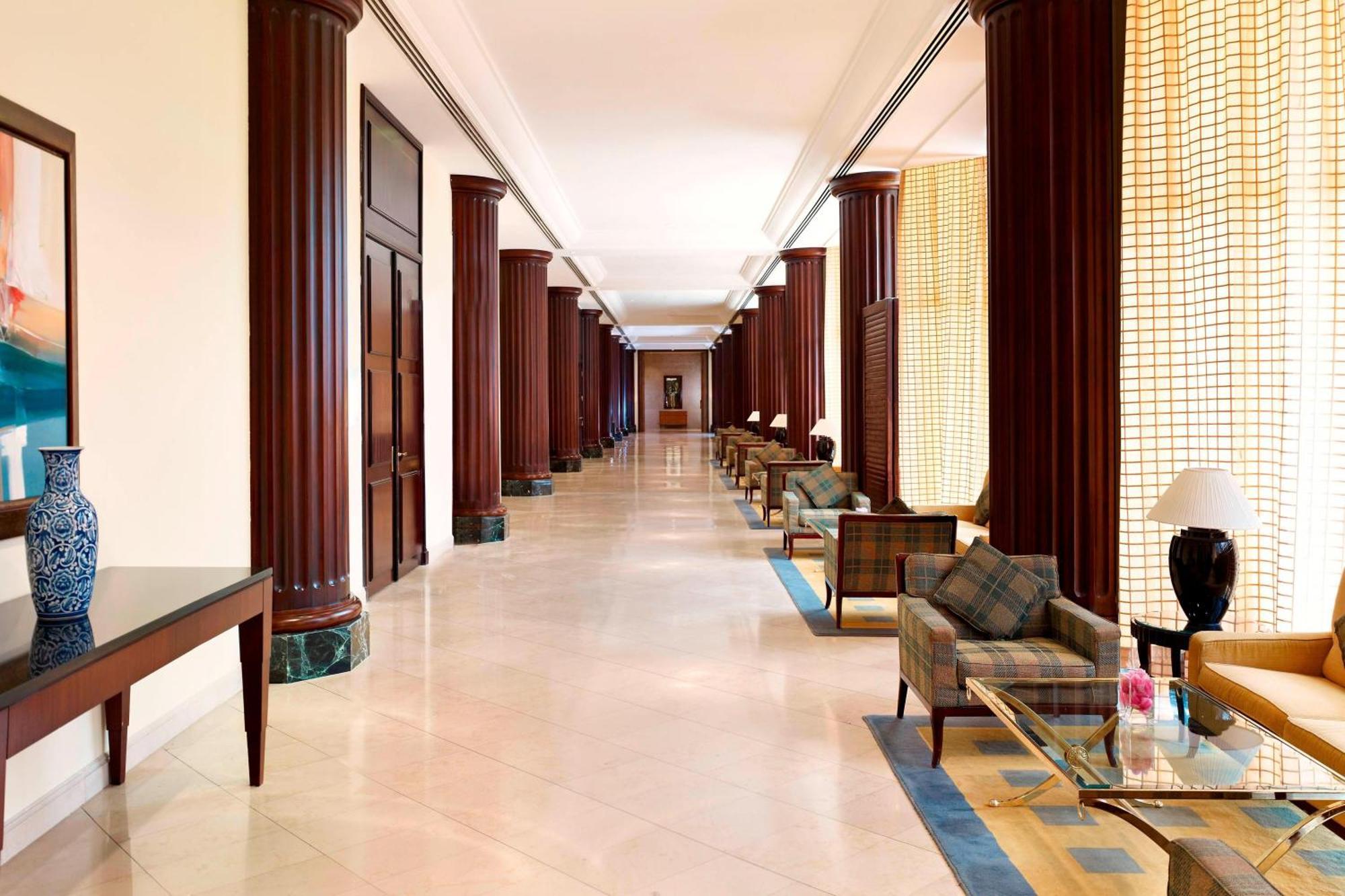 Le Meridien Эль-Хубар Экстерьер фото The Concourse